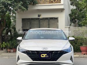 Xe Hyundai Elantra 1.6 AT Tiêu chuẩn 2022