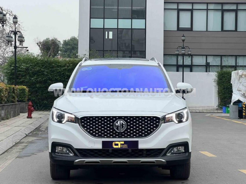 MG ZS Luxury 1.5 AT 2WD 2020