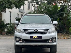 Xe Toyota Fortuner 2.7V 4x2 AT 2012