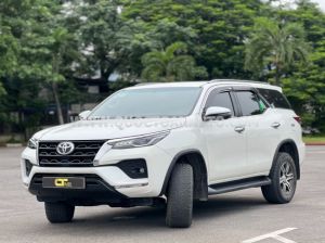 Xe Toyota Fortuner 2.4L 4x2 AT 2022