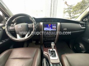 Xe Toyota Fortuner 2.7V 4x4 AT 2017