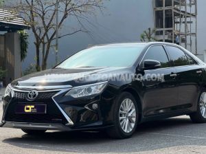 Xe Toyota Camry 2.0E 2017