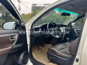 Xe Toyota Fortuner 2.7V 4x2 AT 2017