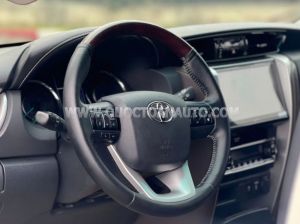 Xe Toyota Fortuner 2.7V 4x2 AT 2017