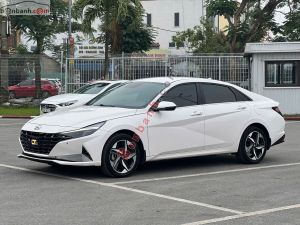 Xe Hyundai Elantra 2.0 AT Cao cấp 2023