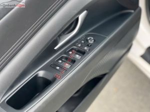 Xe Hyundai Elantra 2.0 AT Cao cấp 2023