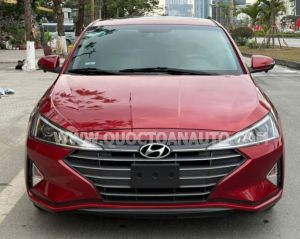 Hyundai Elantra 1.6 AT