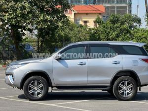 Xe Toyota Fortuner 2.4G 4x2 AT 2019