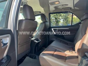 Xe Toyota Fortuner 2.4G 4x2 AT 2019