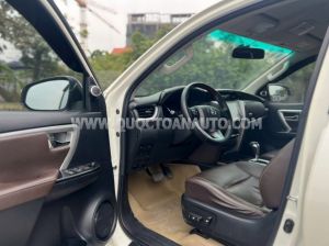 Xe Toyota Fortuner 2.7V 4x2 AT 2017
