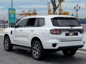 Xe Ford Everest Titanium Plus 2.0L 4x4 AT 2023