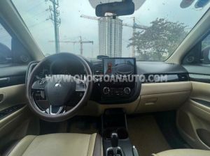 Xe Mitsubishi Outlander 2.0 CVT 2016