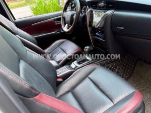 Xe Toyota Fortuner 2.4G 4x2 AT Legender 2021