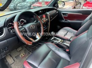Xe Toyota Fortuner 2.4G 4x2 AT Legender 2021