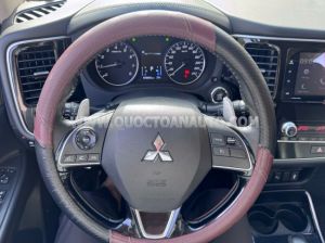 Xe Mitsubishi Outlander Premium 2.0 CVT 2021