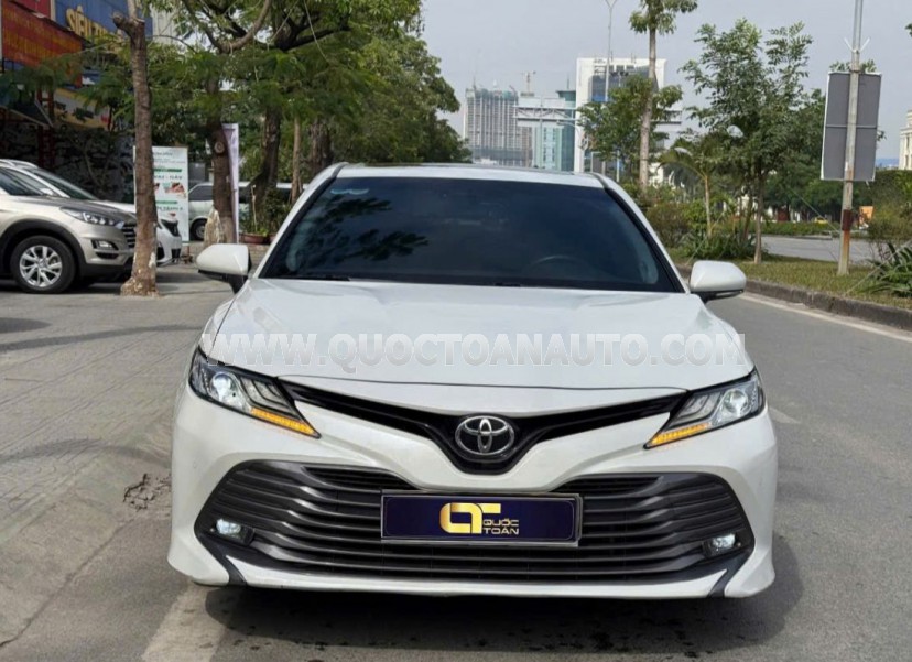 Toyota Camry 2.5Q 2021