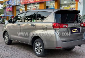 Xe Toyota Innova 2.0E 2019