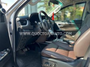 Xe Toyota Fortuner 2.4G 4x2 AT 2019
