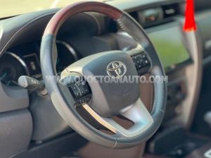 Xe Toyota Fortuner 2.4G 4x2 AT 2019