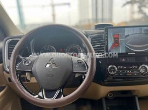 Xe Mitsubishi Outlander 2.0 CVT 2016