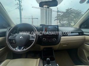 Xe Mitsubishi Outlander 2.0 CVT 2016