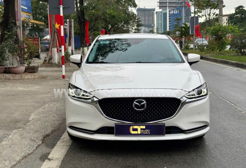 Mazda 6 Premium 2.0 AT 2024