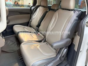 Xe Kia Carnival Luxury 2.2D 2025