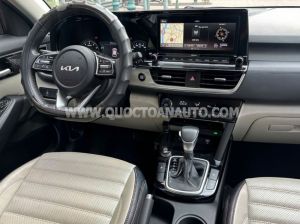 Xe Kia Seltos Premium 1.6 AT 2022