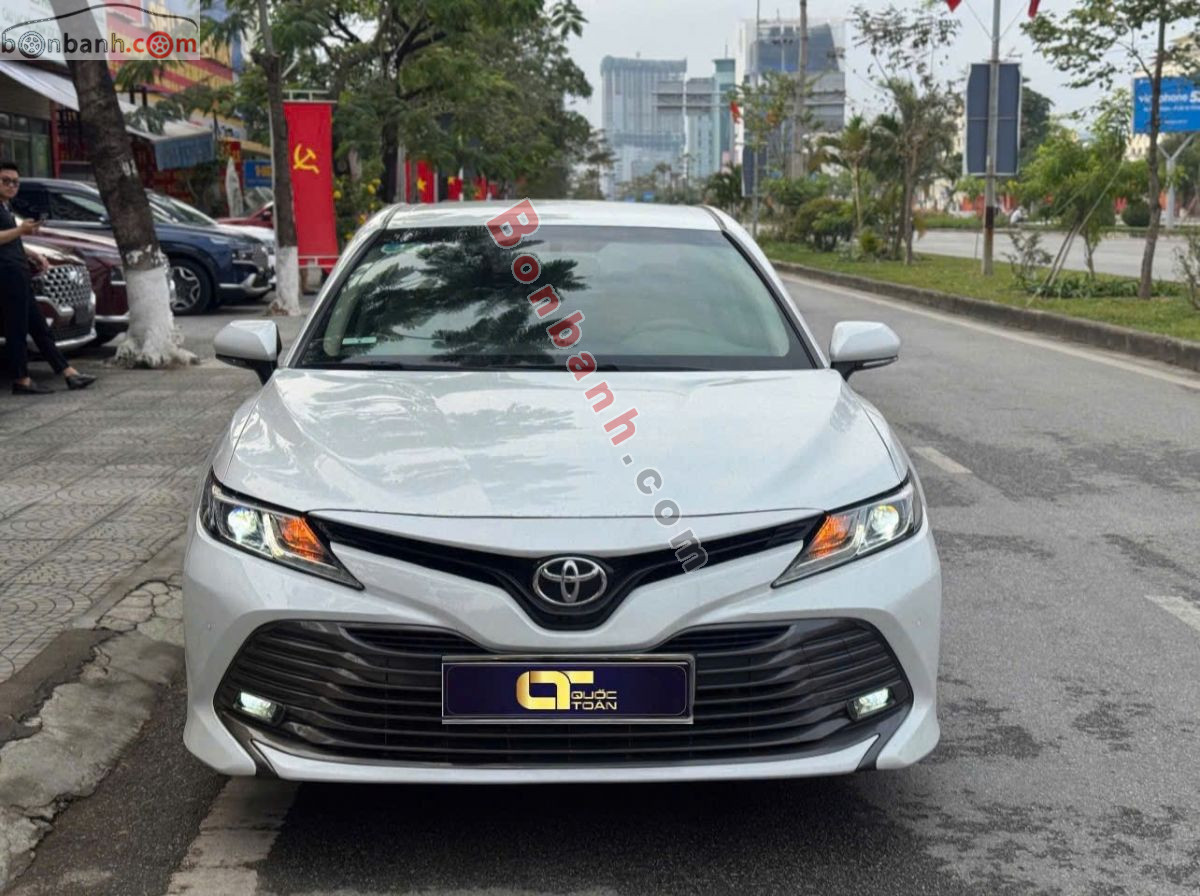 Toyota Camry 2.0G 2019