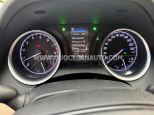 Xe Toyota Camry 2.0G 2019