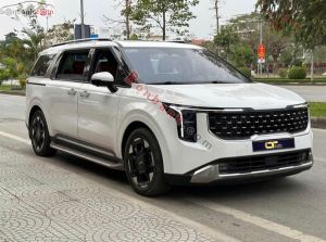 Xe Kia Carnival Signature 2.2D 2024