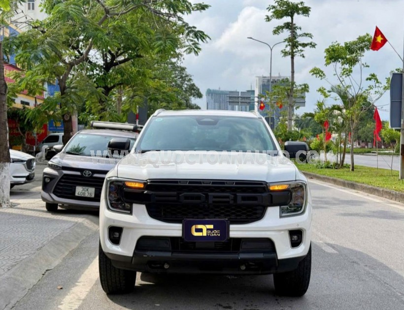 Ford Everest Titanium 2.0L 4x2 AT 2024
