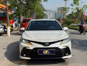 Toyota Camry 2.0Q