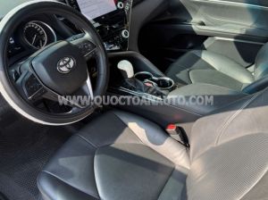 Xe Toyota Camry 2.0Q 2024