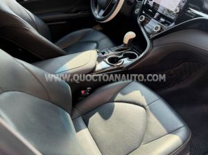 Xe Toyota Camry 2.0Q 2024