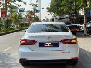 Xe Toyota Camry 2.0Q 2024