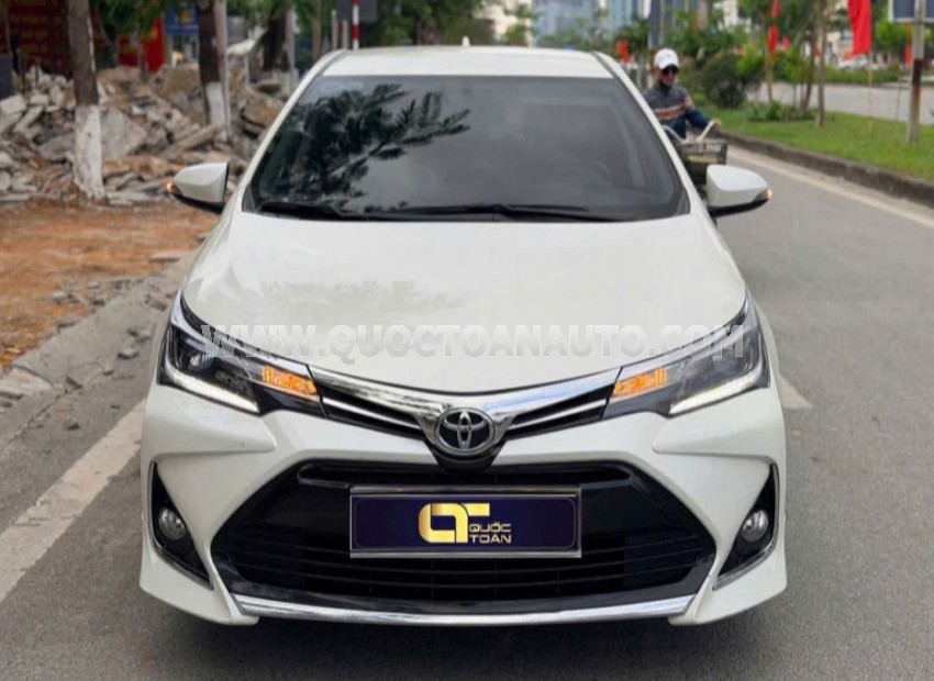 Xe Toyota Corolla altis 1.8G 2022