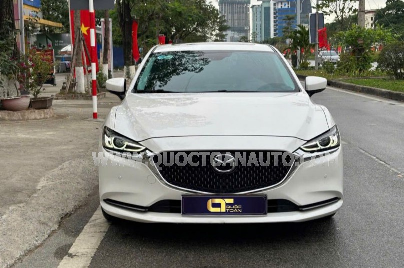 Mazda 6 Premium 2.0 AT 2024