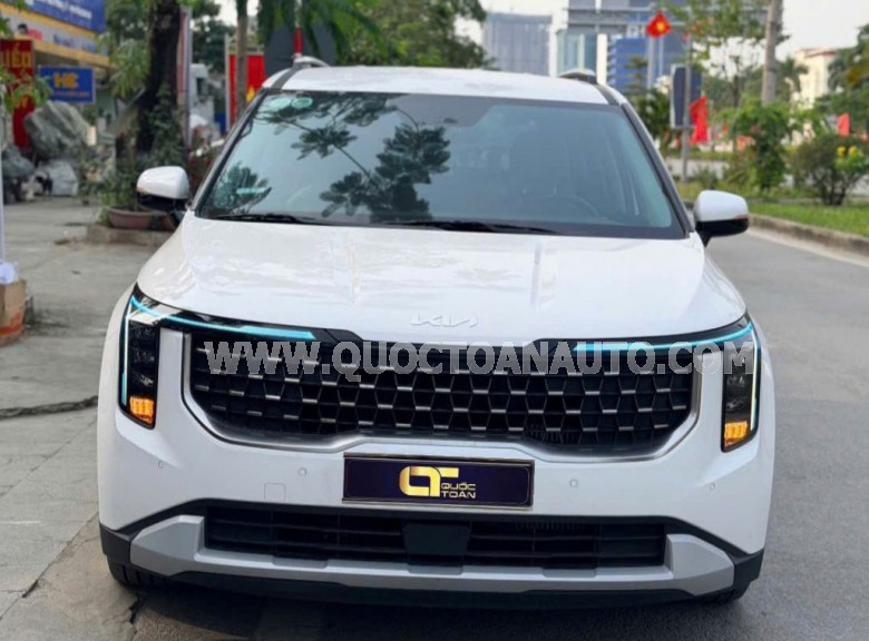 Kia Carnival Luxury 2.2D 2025
