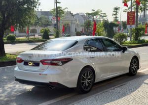 Xe Toyota Camry 2.0Q 2024