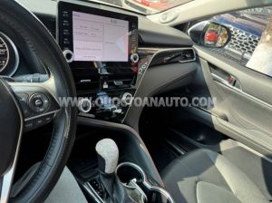 Xe Toyota Camry 2.0Q 2024