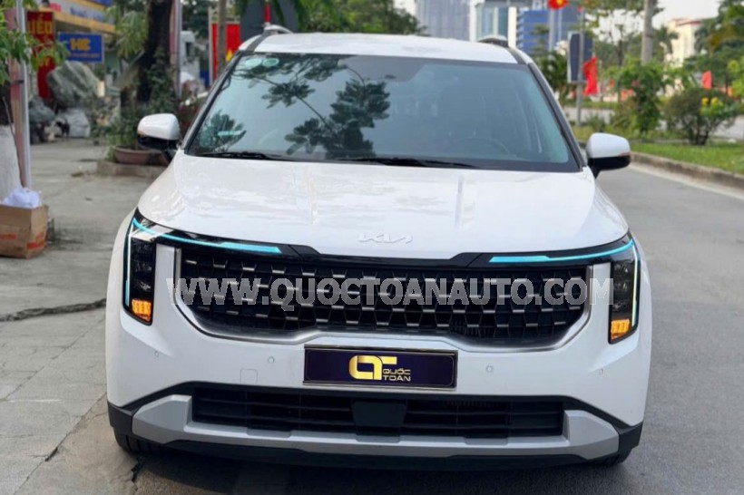 Kia Carnival Luxury 2.2D 2025