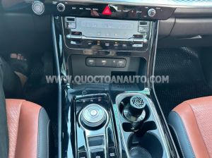 Xe Kia Carnival Signature 2.2D 2024