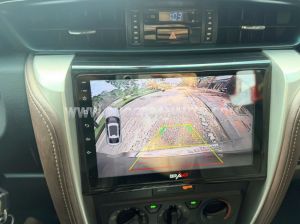 Xe Toyota Fortuner 2.4G 4x2 AT 2019