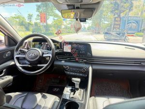 Xe Hyundai Elantra 2.0 AT Cao cấp 2023