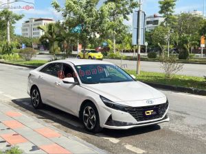 Xe Hyundai Elantra 2.0 AT Cao cấp 2023