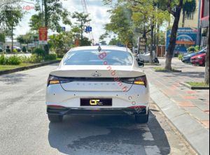 Xe Hyundai Elantra 2.0 AT Cao cấp 2023